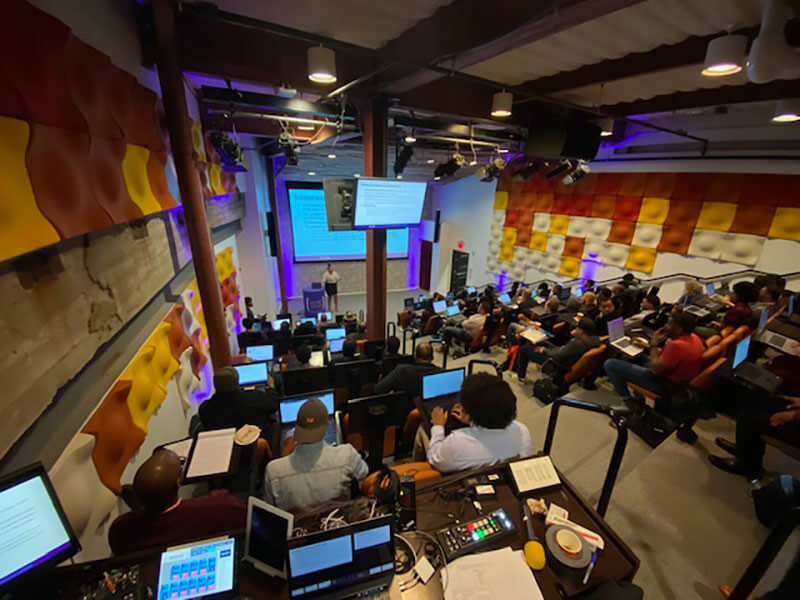 HULFT sponsored the first-ever Hacking with the Homies in Detroit, where over 150 software developers participated.
